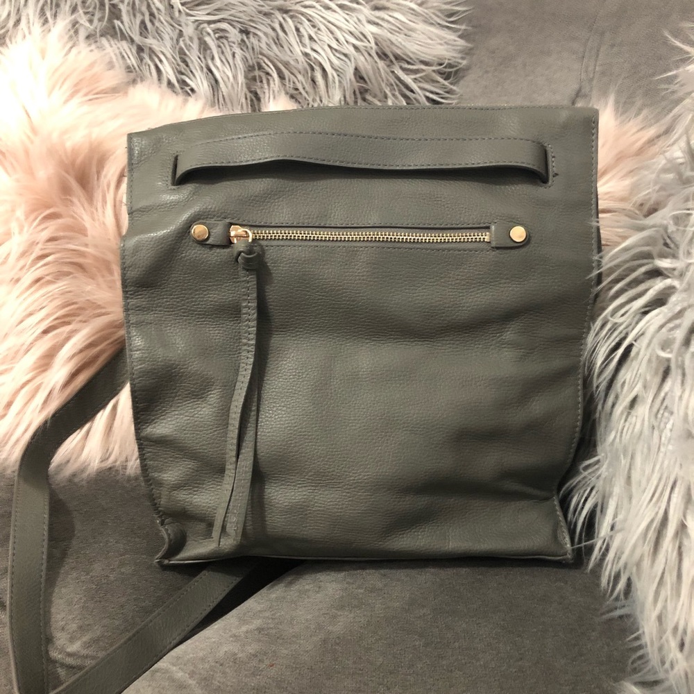 Convertible back pack